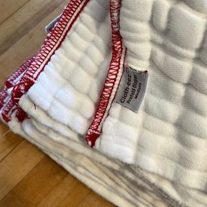 Clotheez organic cotton medium prefolds - bundle of 10 in very good cond…